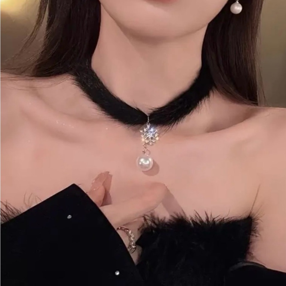 Black Faux Fur Pearl Rhinestone Choker Necklace Statement Jewelry